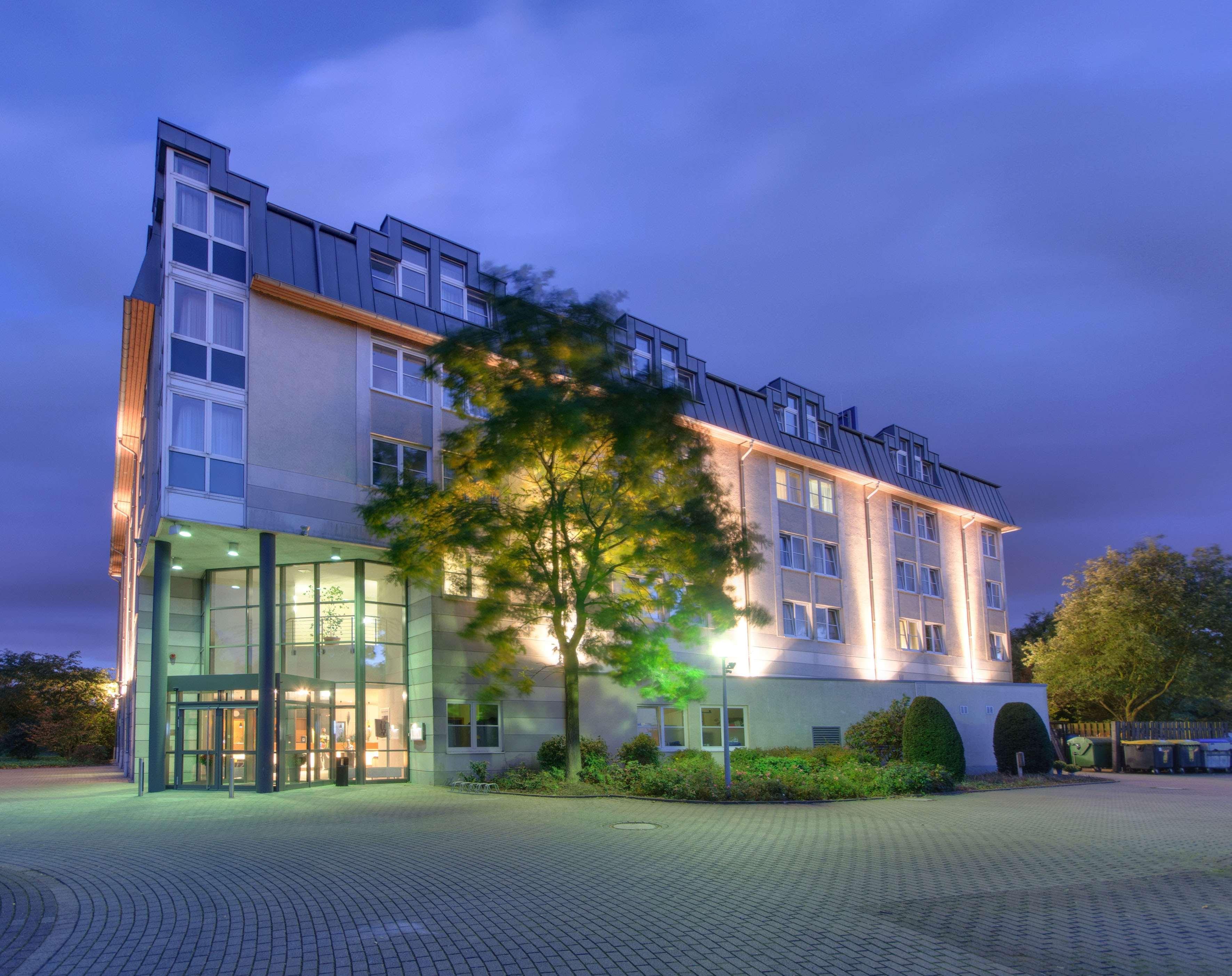 Hotel Dusseldorf Krefeld Affiliated By Melia Exterior photo